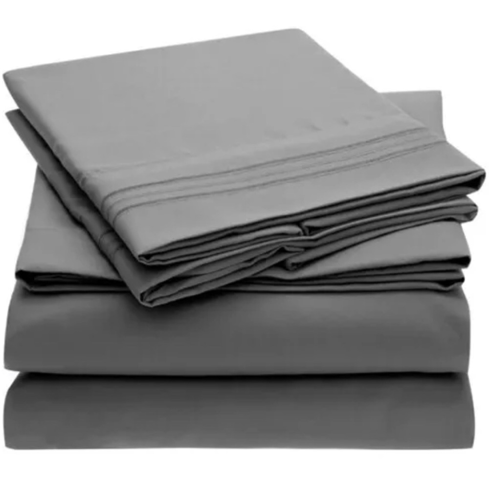 LUXE BOUTIQUE KING SIZE
100 % BRUSHED MICROFIBER sheet set